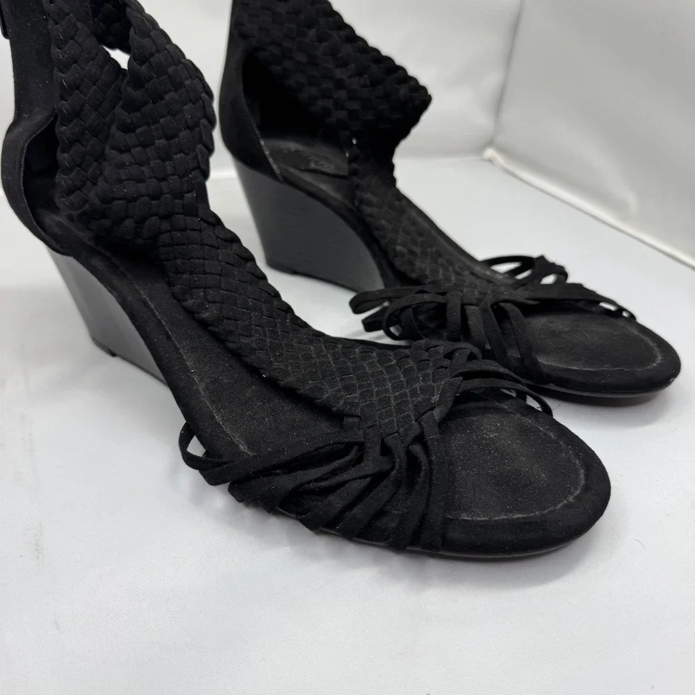 Torrid Braided T-Strap Wedge Sandals Womens 12W Black Faux Suede Boho 11401924